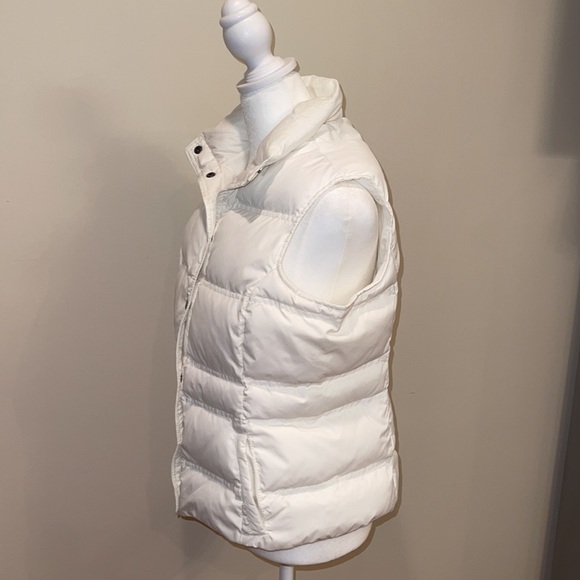 Lands’ End Down Puffer Vest in Ivory - Picture 2 of 8